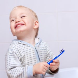 tooth decay baby cleans teeth